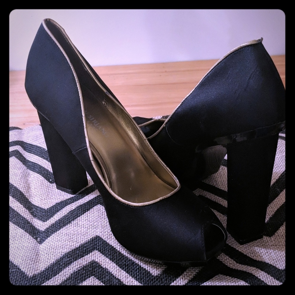 3/$25-Christian Siriano peep-toe heels